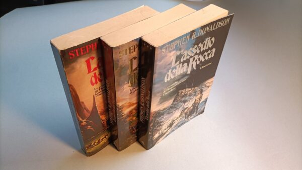 Stephen R. Donaldson, Le cronache di Thomas Covenant l'Incredulo, Mondadori - immagine 2