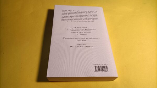 Rosie Andrews, Il leviatano, Neri Pozza - immagine 3