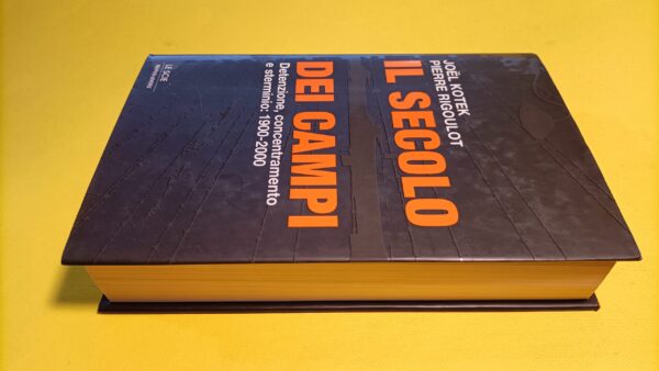 Kotek/Rigoulot, Il secolo dei campi, Mondadori - 1^ ed 2001 - immagine 6