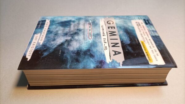Kaufman/Kristoff, Gemina - Illuminae file_02, Mondadori 1a edizione 2017 - immagine 8