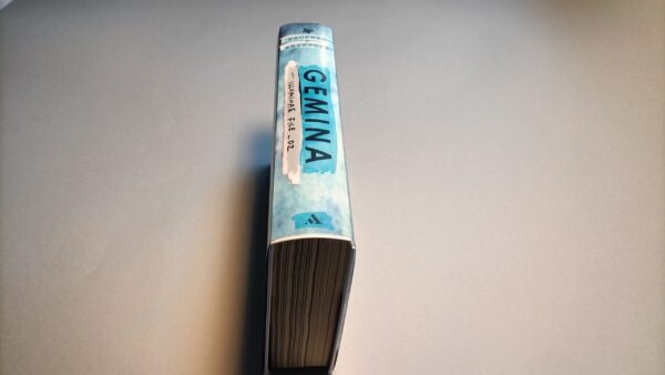 Kaufman/Kristoff, Gemina - Illuminae file_02, Mondadori 1a edizione 2017 - immagine 3