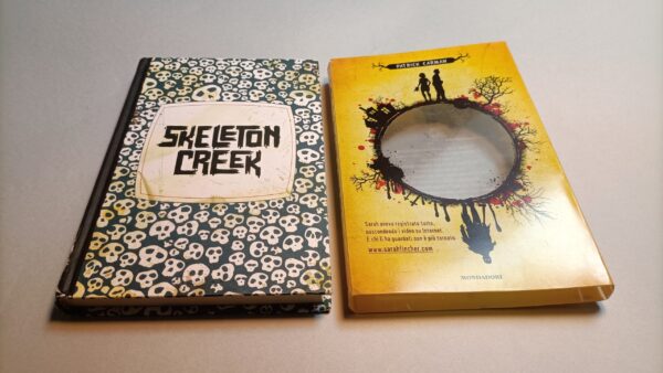 Patrick Carman, Skeleton Creek, Mondadori 1a edizione 2010