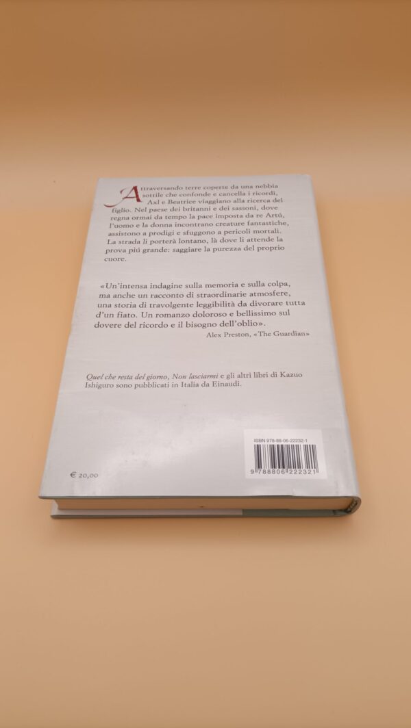 Kazuo Ishiguro, Il gigante sepolto, Einaudi 1a edizione 2015 - immagine 5