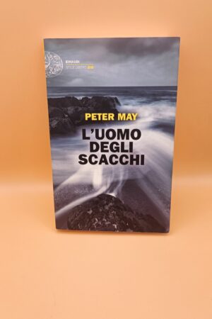 Peter May, L'uomo degli scacchi, Einaudi