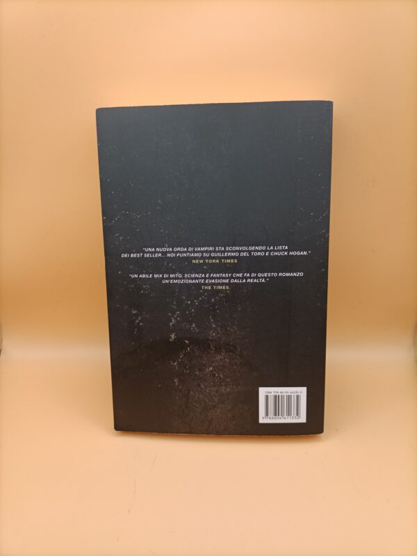 Del Toro/Hogan, La caduta, Mondadori 1a edizione 2011 - immagine 4