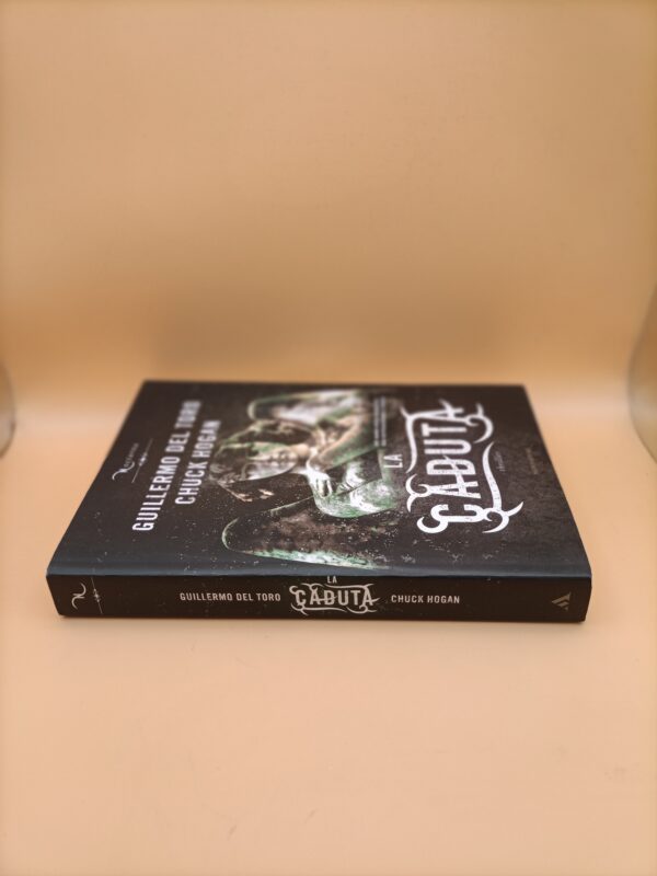 Del Toro/Hogan, La caduta, Mondadori 1a edizione 2011 - immagine 3